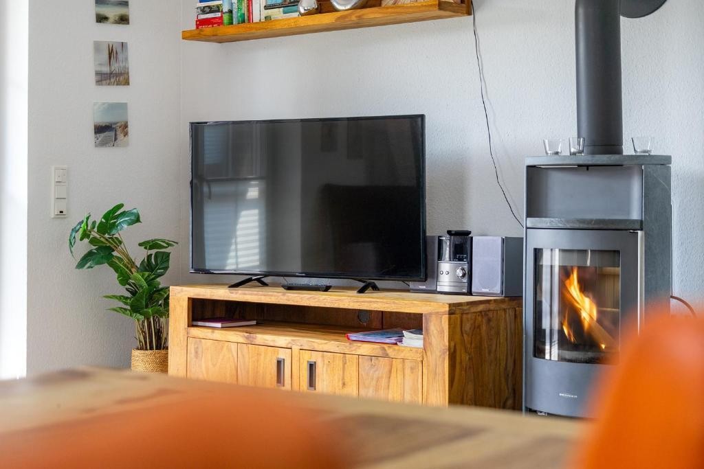 TV a/nebo společenská místnost v ubytování Löwenzahn