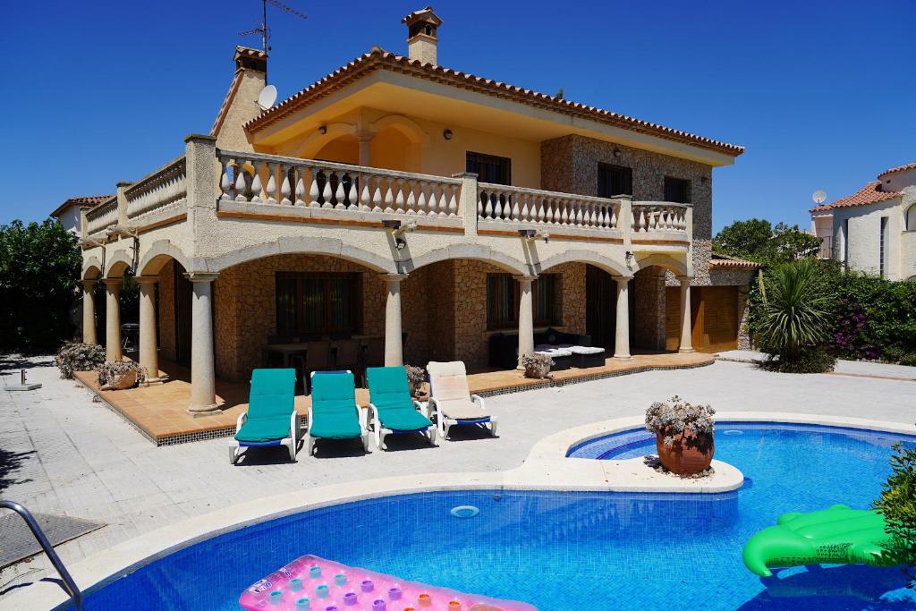 Amfora Miro, Sant Pere Pescador (updated prices 2026)
