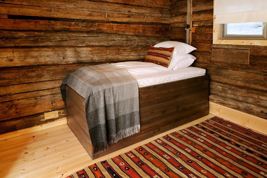 Postel nebo postele na pokoji v ubytování Bjerkeløkkja Bed and Breakfast