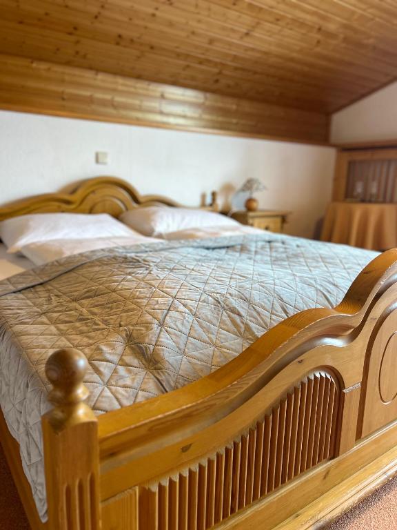 Pension Edelweiß Mitterberg - Apartment With Mountain View