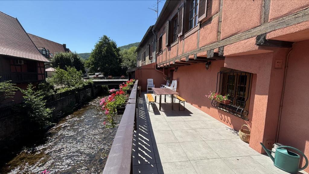 La Maison des Potiers avec Terrasse et Parking – photo 11
