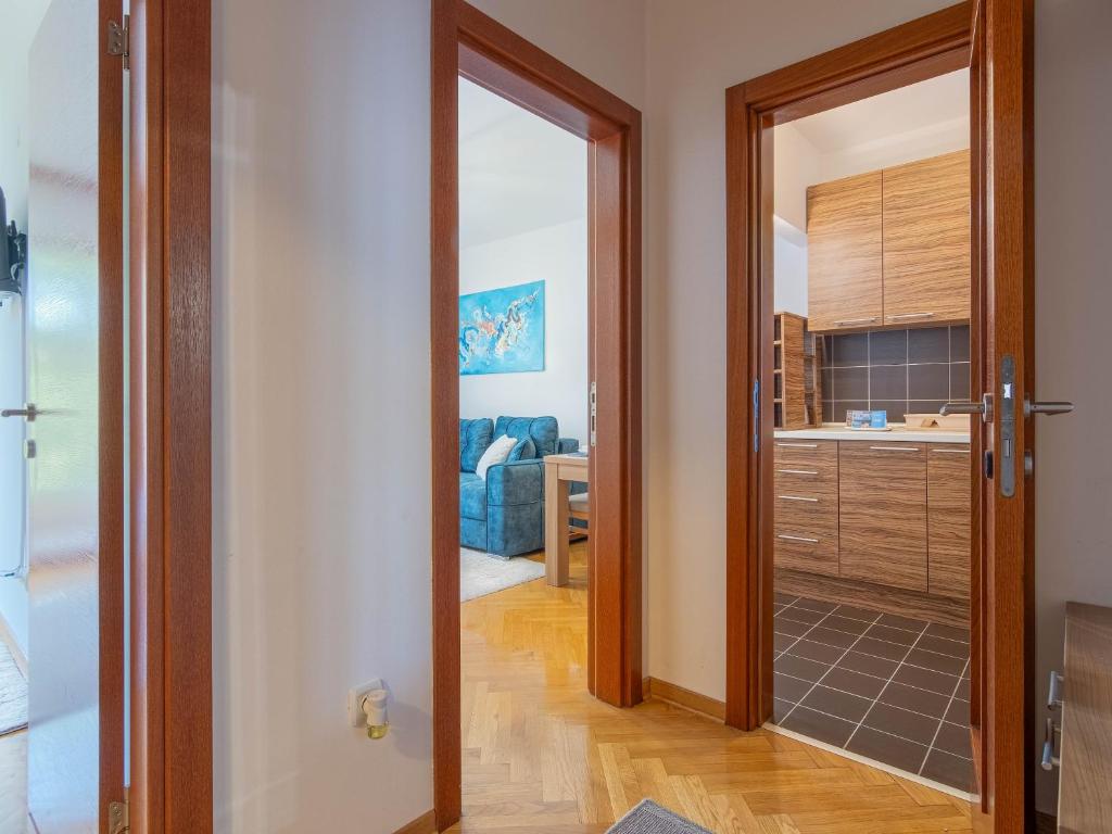 Kuchyň nebo kuchyňský kout v ubytování Duma Apartmani Vrnjačka Banja