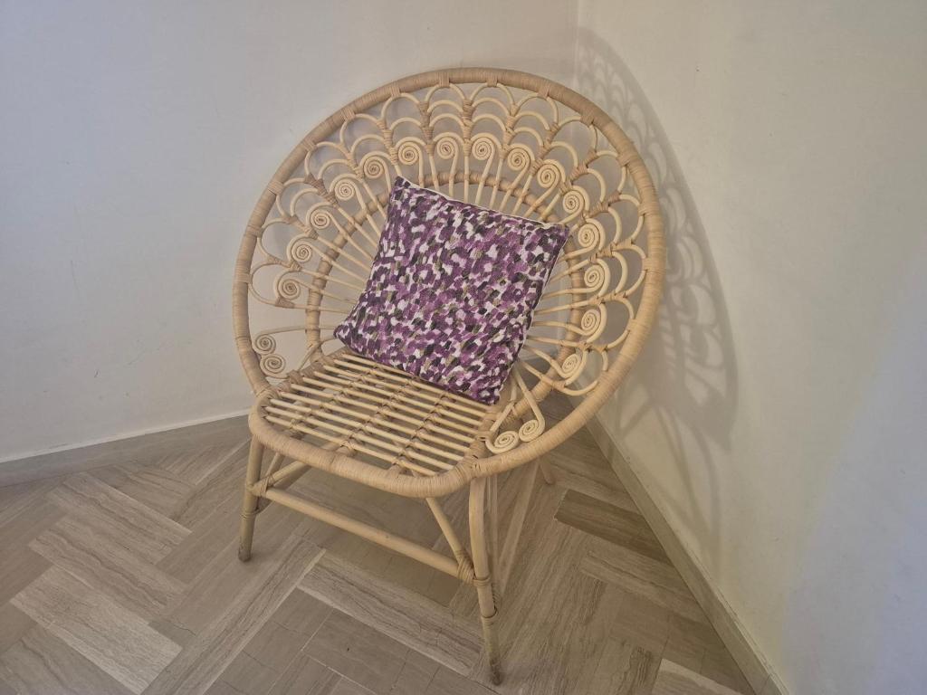 The Orange Groove - 6