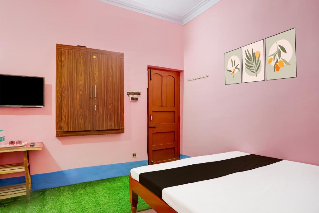 Postel nebo postele na pokoji v ubytování Super Hotel O A.R. Lodge