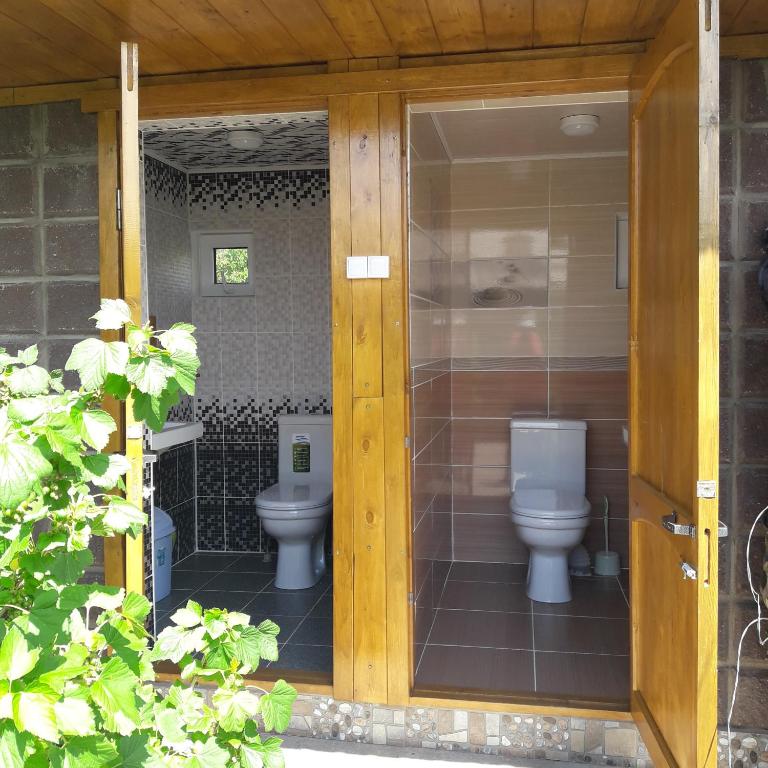 Koupelna v ubytování Olga Guest House