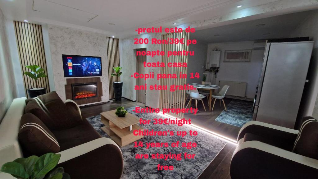 TV a/nebo společenská místnost v ubytování Dominic House