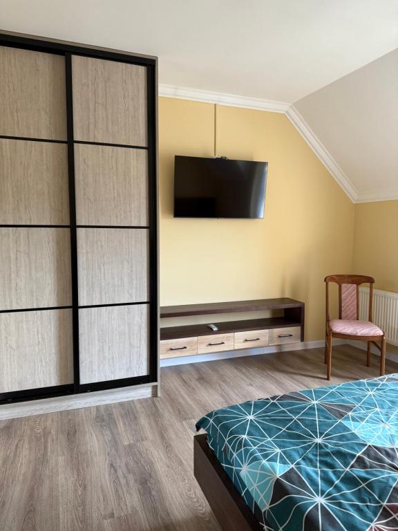 Et tv og/eller underholdning på ViLLA KUMANETS