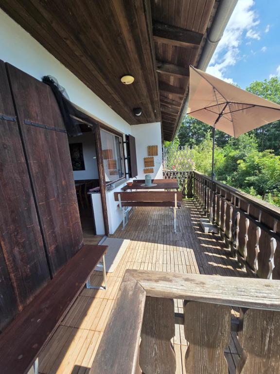 Φωτογραφία από το άλμπουμ του d' Aussicht nach LA στο Ντέγκεντορφ