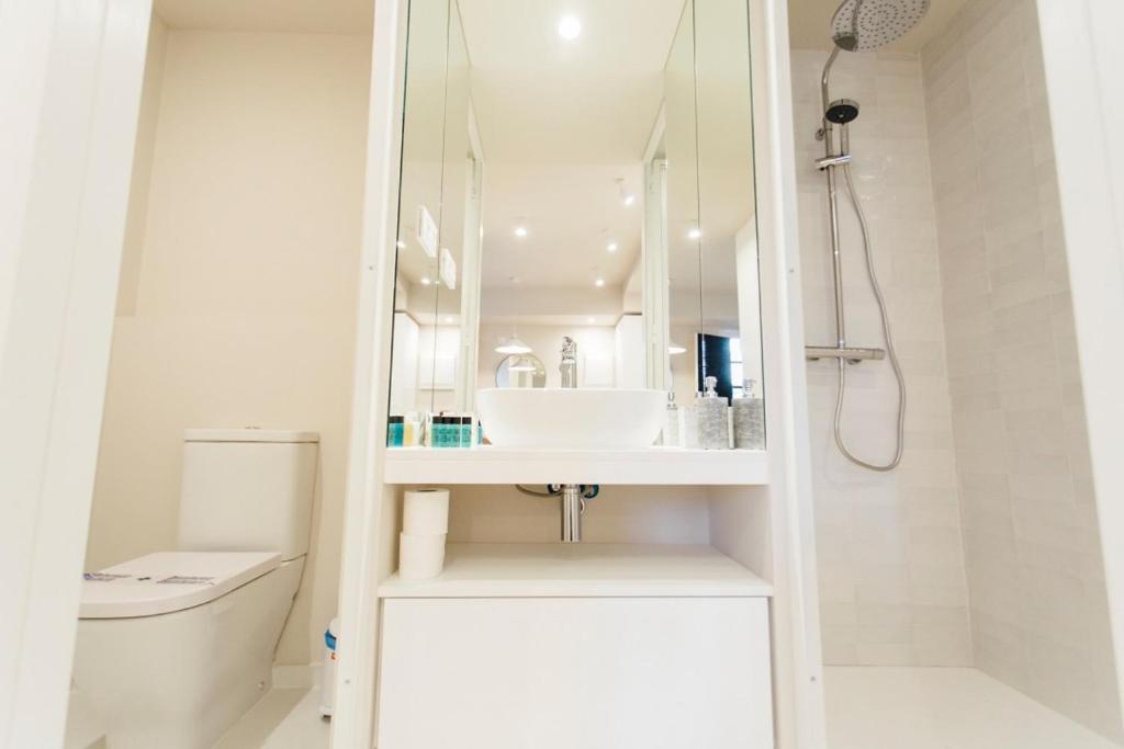 Kúpeľňa v ubytovaní Studio 1Bd 1Bth - Center- Alfalfa