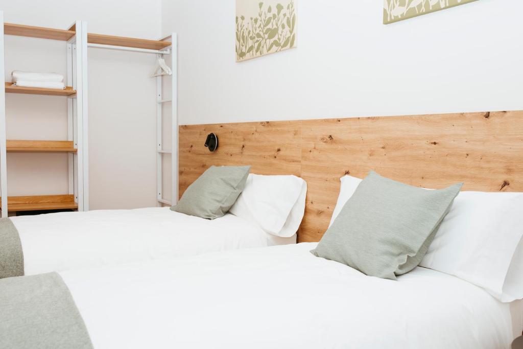 Hostal Ainhoa - Standaard Tweepersoonskamer Met 2 Aparte Bedden