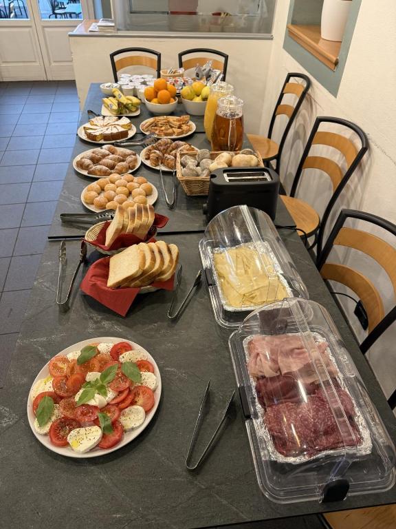 Jídlo v hotelu nebo okolí