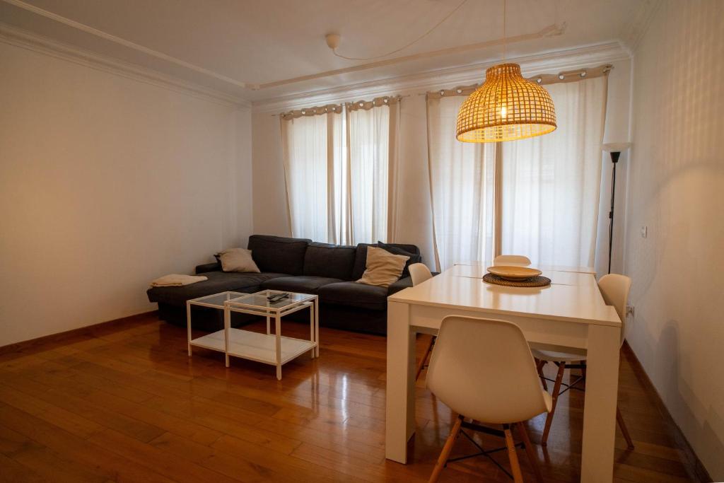 Posedenie v ubytovaní Apartamento Sarmiento- Casco histórico Mondoñedo