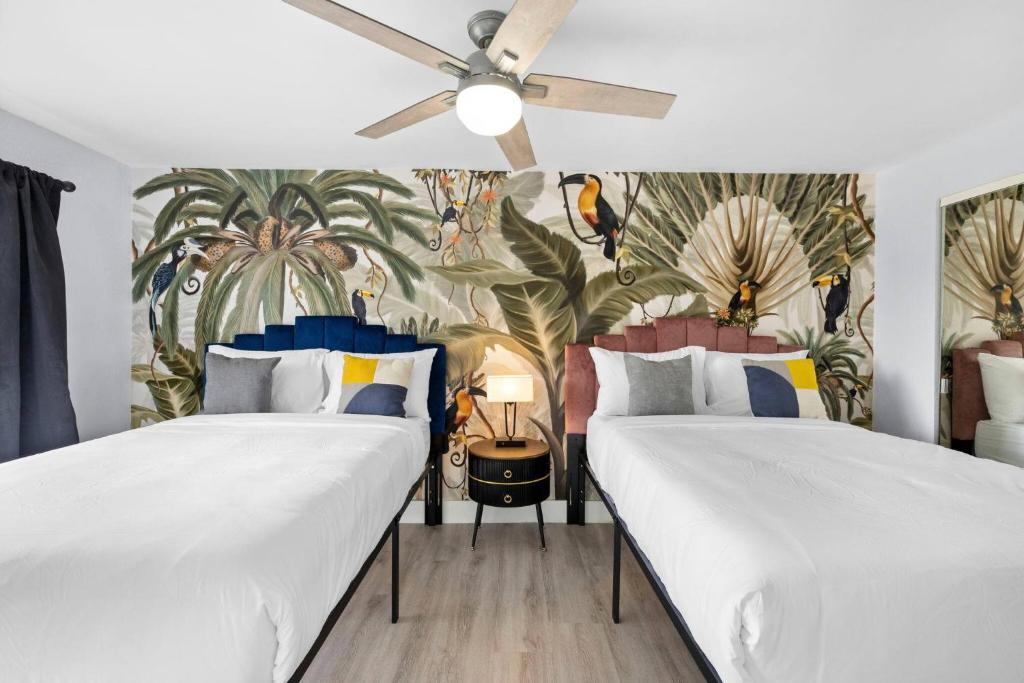 Walk To Coral Gables | SLEEP 8| Free BEACH Package ไมอามี (ราคาอัปเดตปี