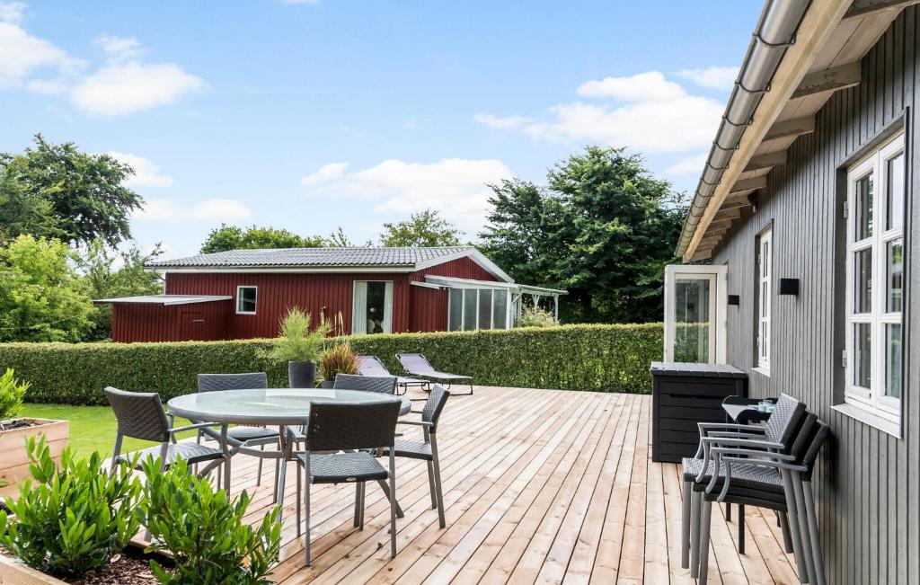 Κήπος έξω από το Lovely Home In Haderslev With Wifi