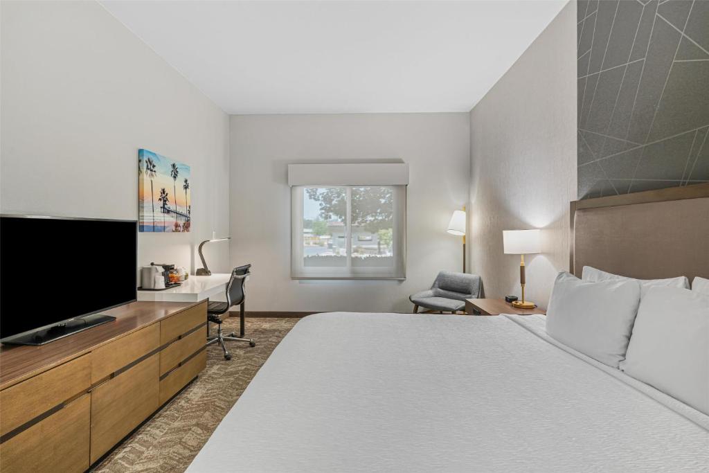 Best Western Valencia/Six Flags Inn & Suites - Zimmer Mit Kingsize-Bett – Barrierefrei