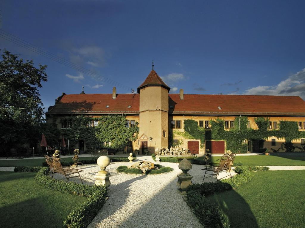 Zahrada ubytování Worners Schloss Weingut & Wellness-Hotel