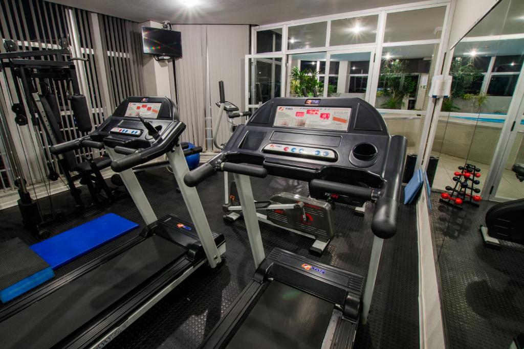 Fitness centrum a/nebo fitness zařízení v ubytování SJ Royal - San Juan Curitiba