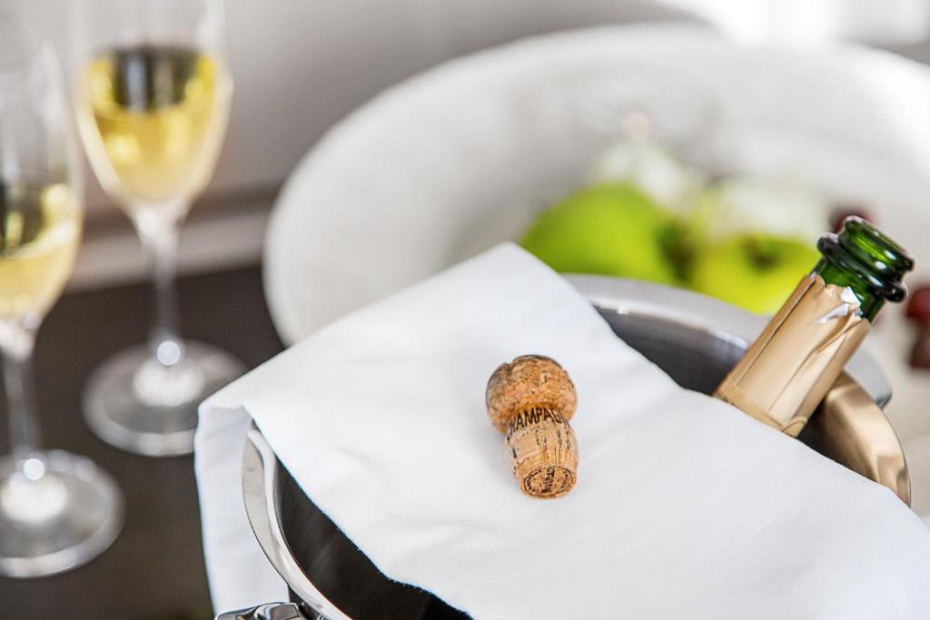 Nápoje v ubytování Hotell Gässlingen