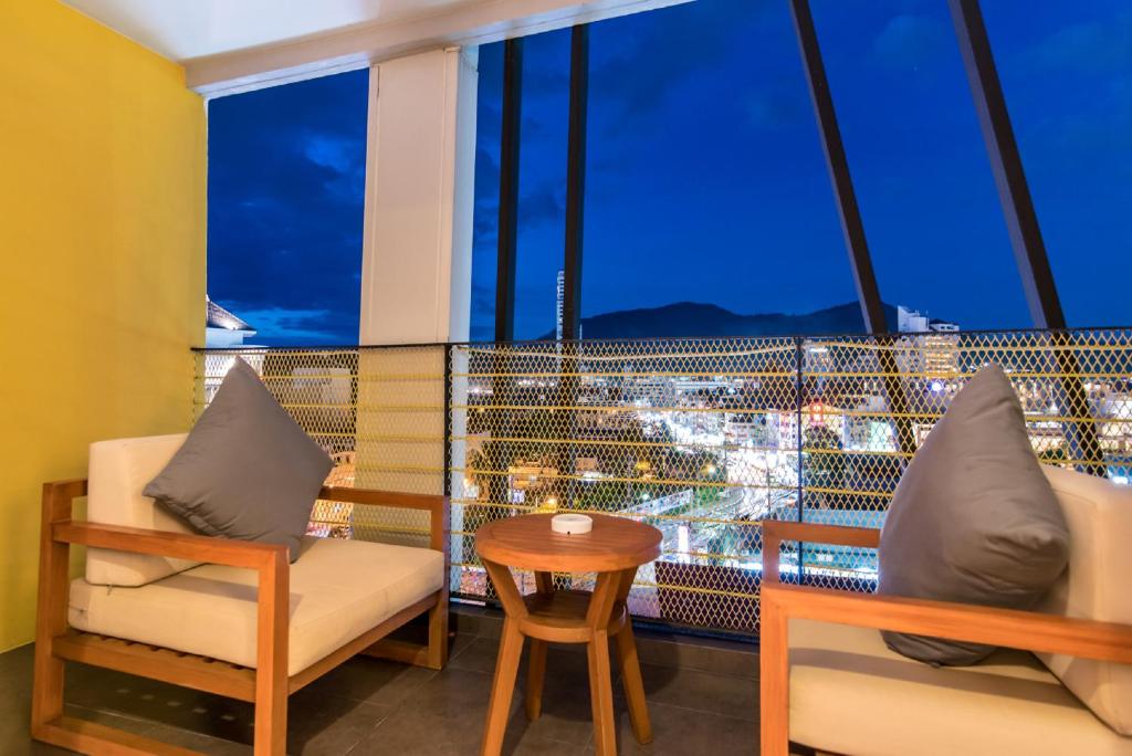 ASHLEE Hub Hotel Patong - Resim 35