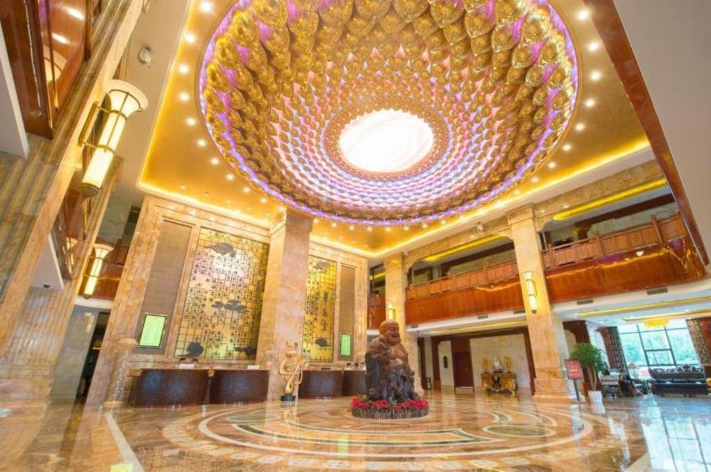 Vstupní hala nebo recepce v ubytování Chongqing Huachen International Hotel
