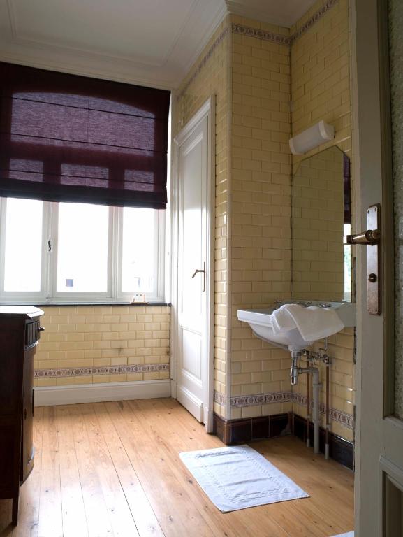 B&B 't Kasteel & 't Koetshuys - Double Or Twin Room With Private External Bathroom