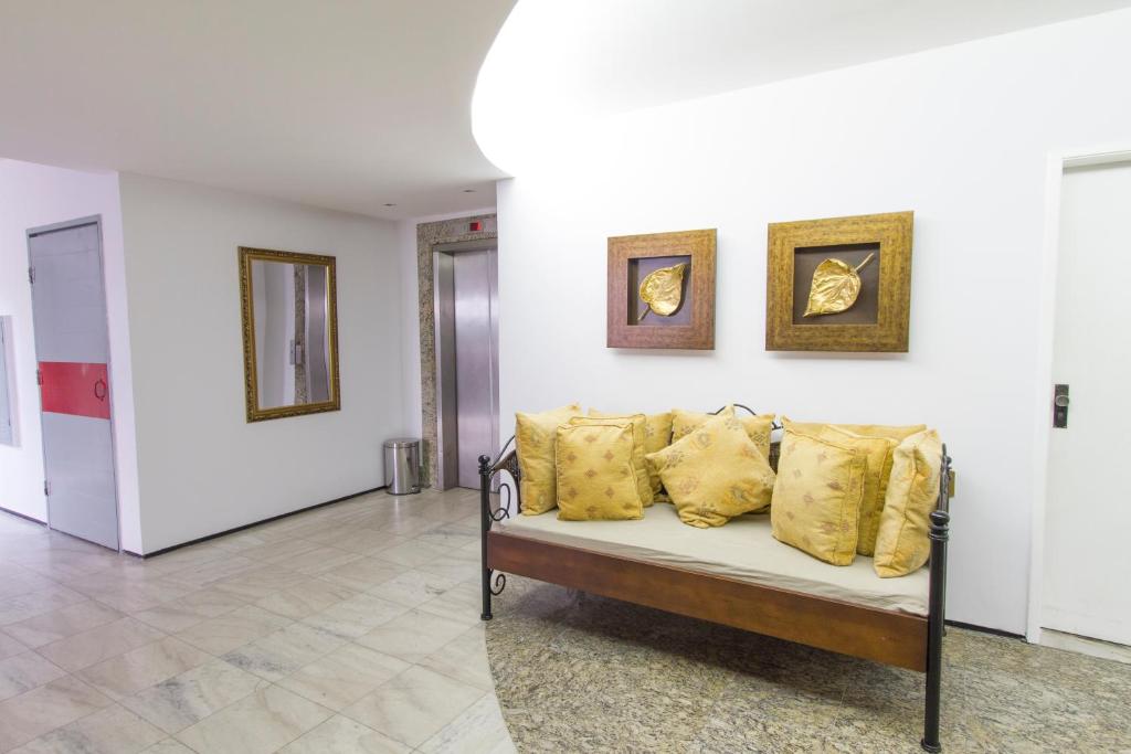  San Phillip Flat Hotel