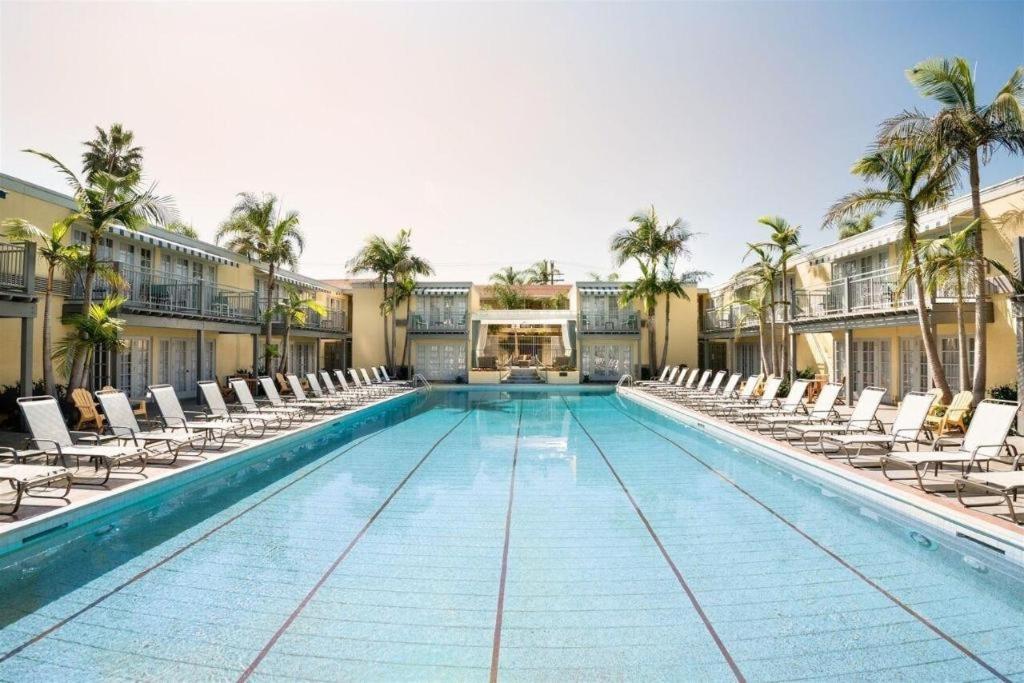 The Lafayette Hotel, Swim Club & Bungalows photo 4