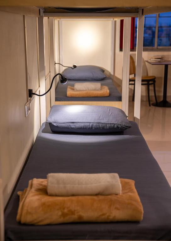 Offbeat CCU - Cama Em Dormitório Masculino