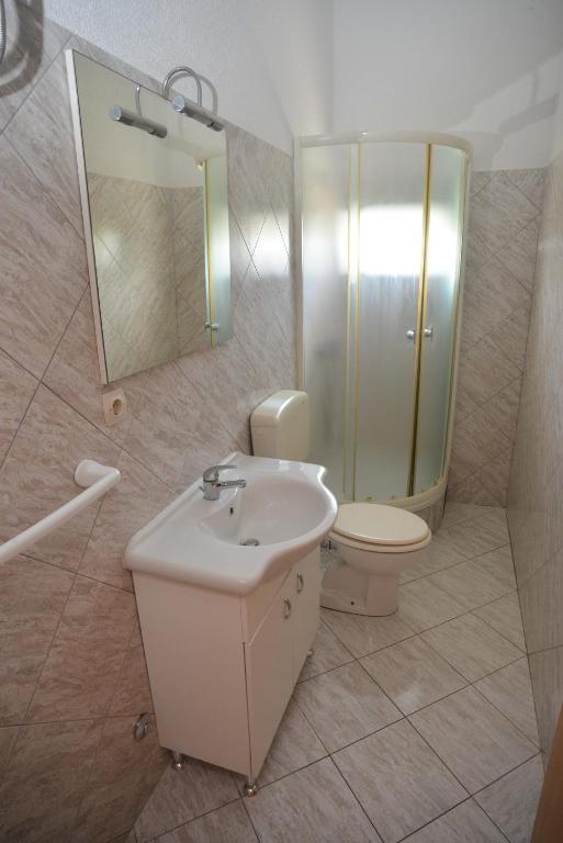 Kúpeľňa v ubytovaní Apartments Salamun