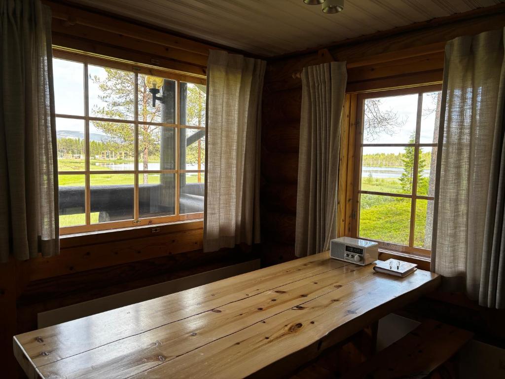 Fotografie z fotogalerie ubytování Ruska 2, Ylläs, Äkäslompolo, Lapland - Log Cabin with Lake and Fell Scenery v destinaci Äkäslompolo