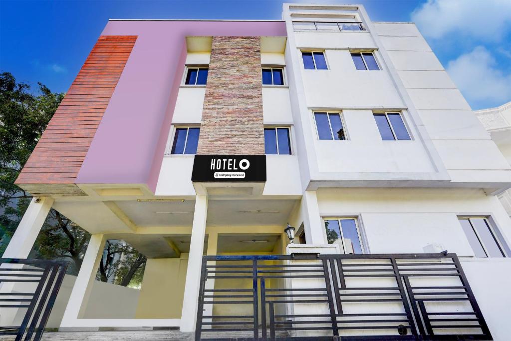 El edificio en el que está el hotel