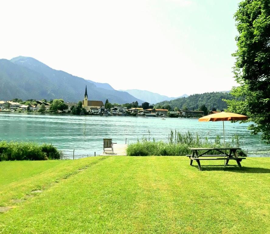 Gallery image of Seehäusl mit Badeplatz in Tegernsee