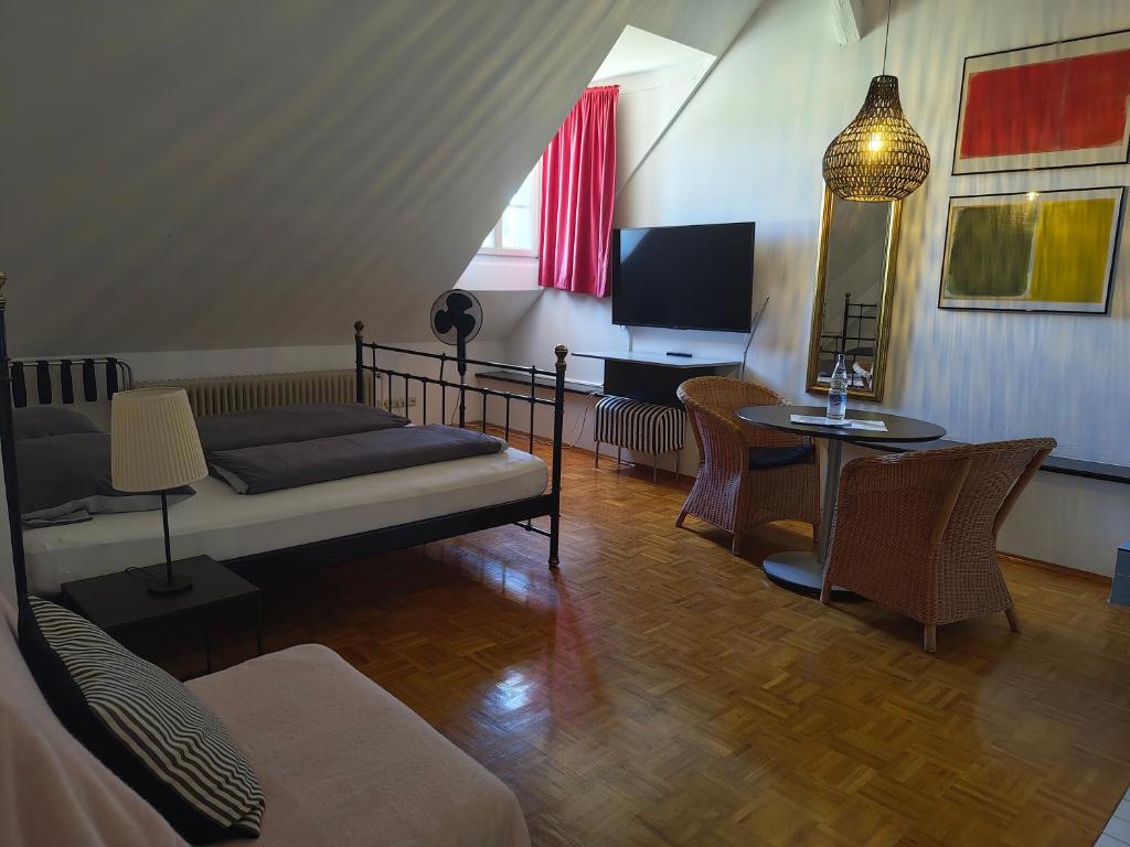 WHLIVING - Apartments & Studios in Konstanz - Chambre De Luxe