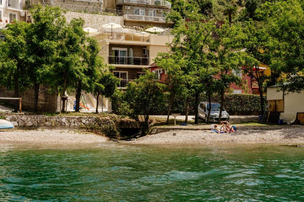 Dream Vacation Apartments - 14