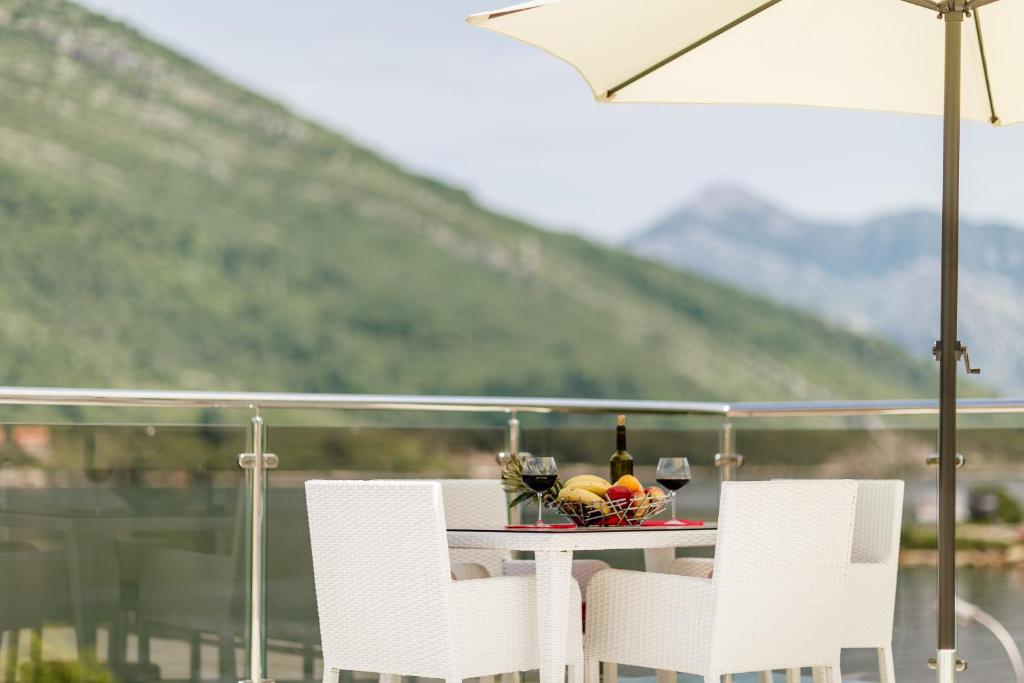 Dream Vacation Apartments - 18