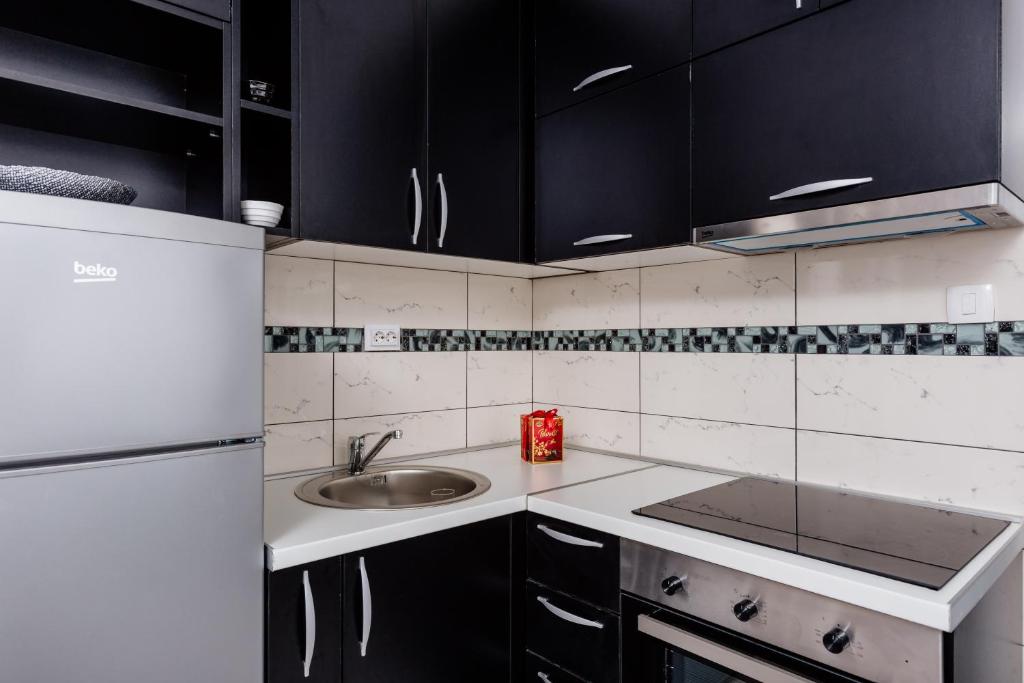 Dream Vacation Apartments - 8