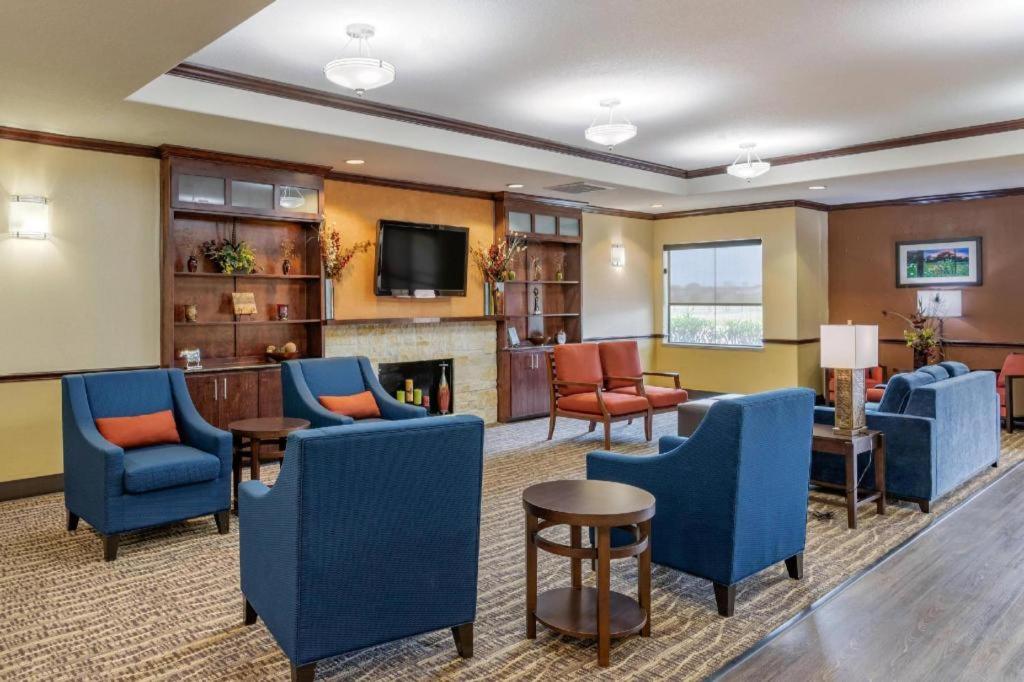 Posezení v ubytování Comfort Inn & Suites Navasota