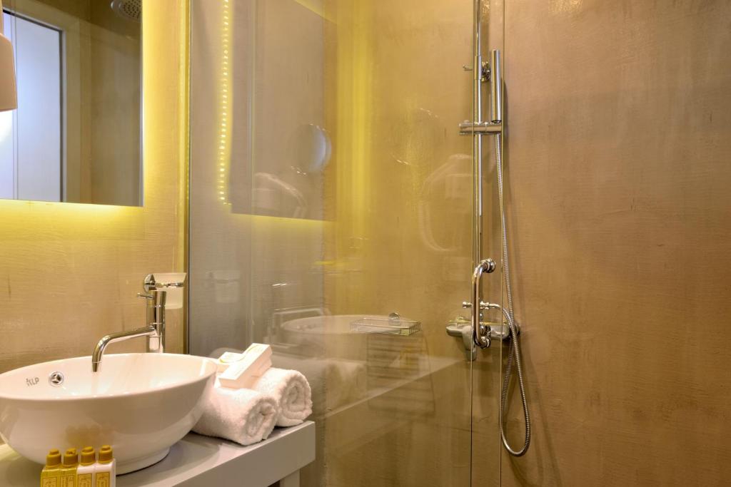 Elia Dorotheou - Resim 12