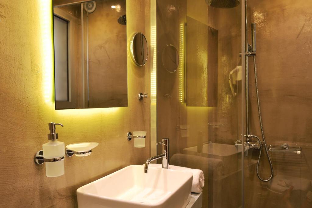 Elia Dorotheou - Resim 15