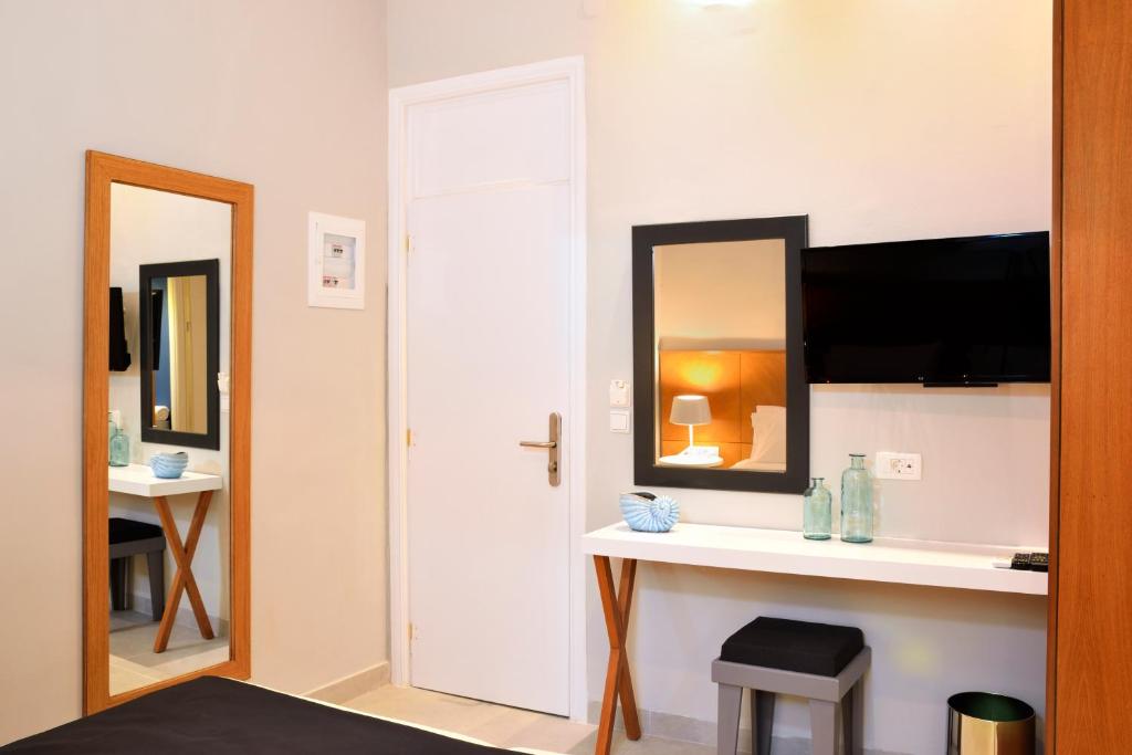 Elia Dorotheou - Resim 3