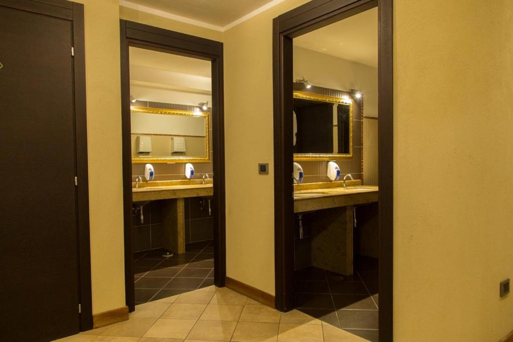 Koupelna v ubytování Albergo della Posta