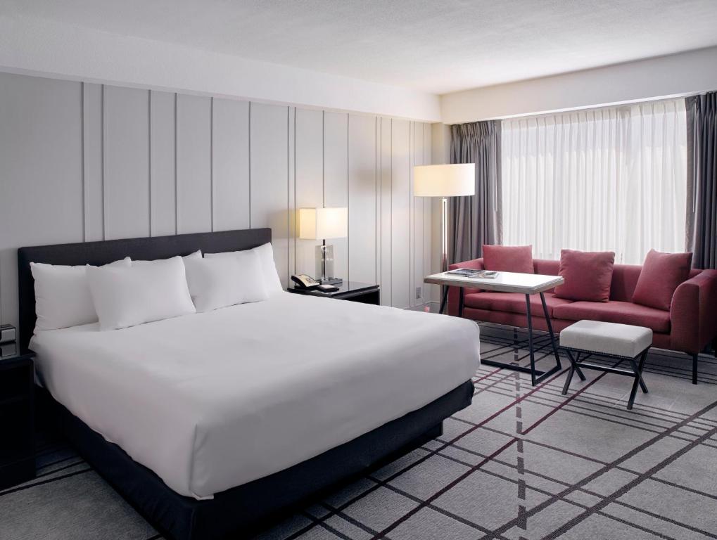 Hyatt Regency Louisville - Deluxe King Room