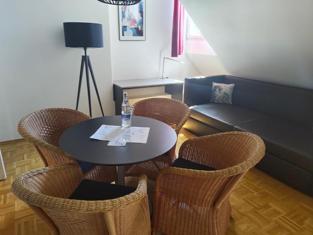 WHLIVING - Apartments & Studios in Konstanz - Studio