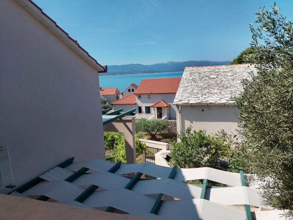Apartment in Bol with sea view, terrace, air conditioning, WiFi 3739-1