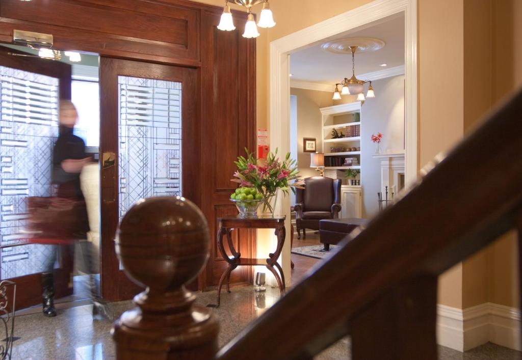 The Halliburton - Resim 9