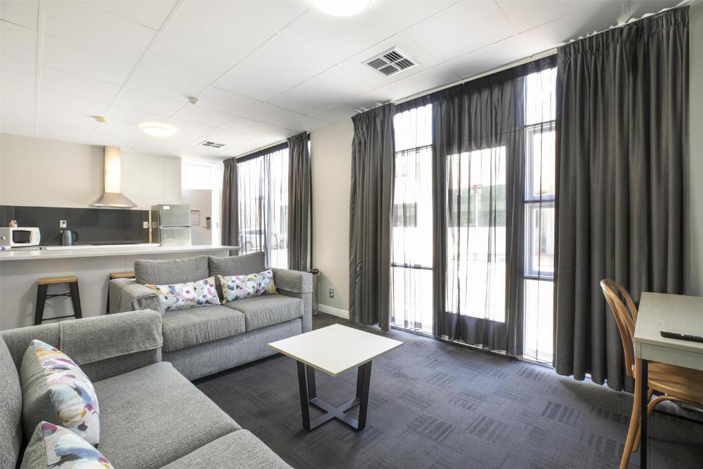 Nightcap at Watermark Glenelg - Resim 31