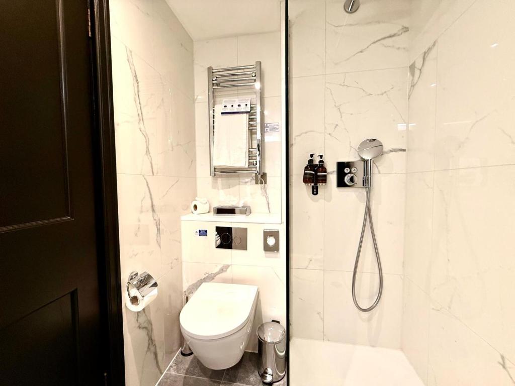 Wellington Hotel by Blue Orchid - Resim 45