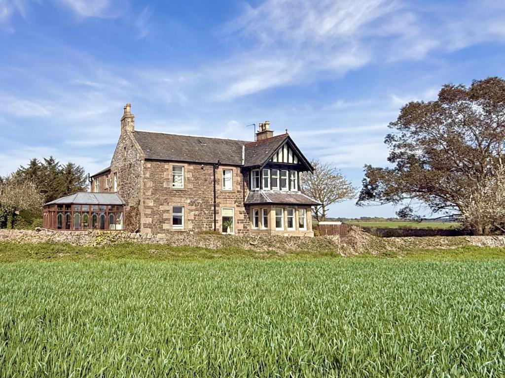 Φυσικό τοπίο κοντά σε αυτή η παραθεριστική κατοικία