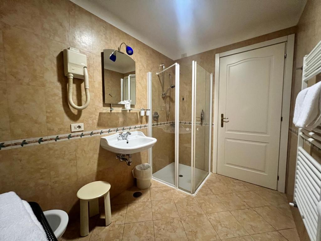 Koupelna v ubytování Hotel Alla Riviera