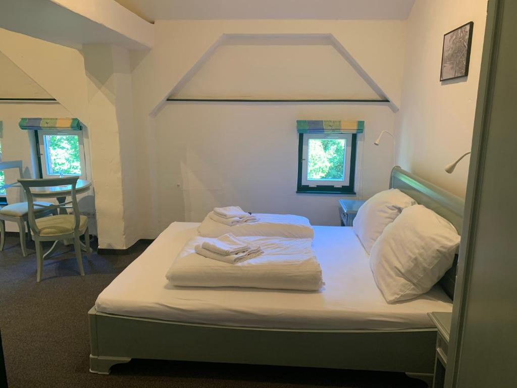 Alte Wassermühle - Double Room With Private Bathroom